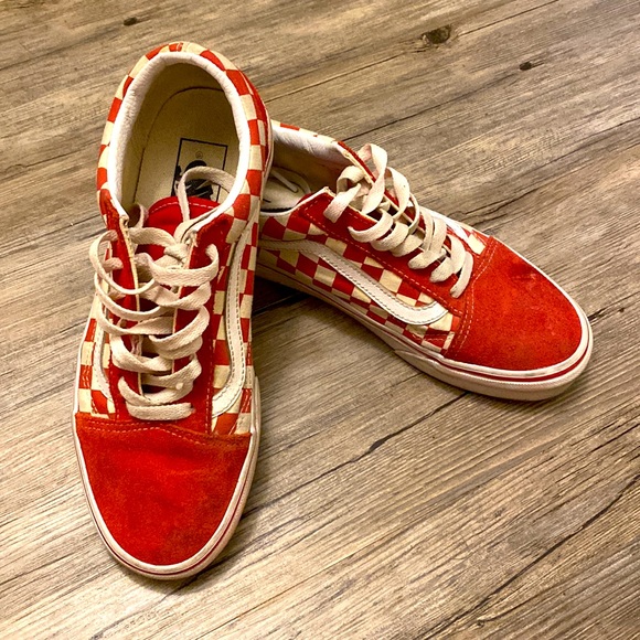 Red Checkered Vans size 7.5 in woman’s - Picture 3 of 4